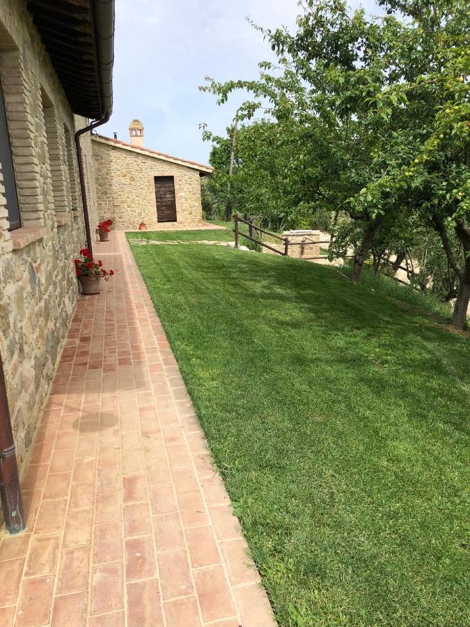 Agriturismo Sant'Angelo Holiday Farm Гуальдо-Каттанео Экстерьер фото
