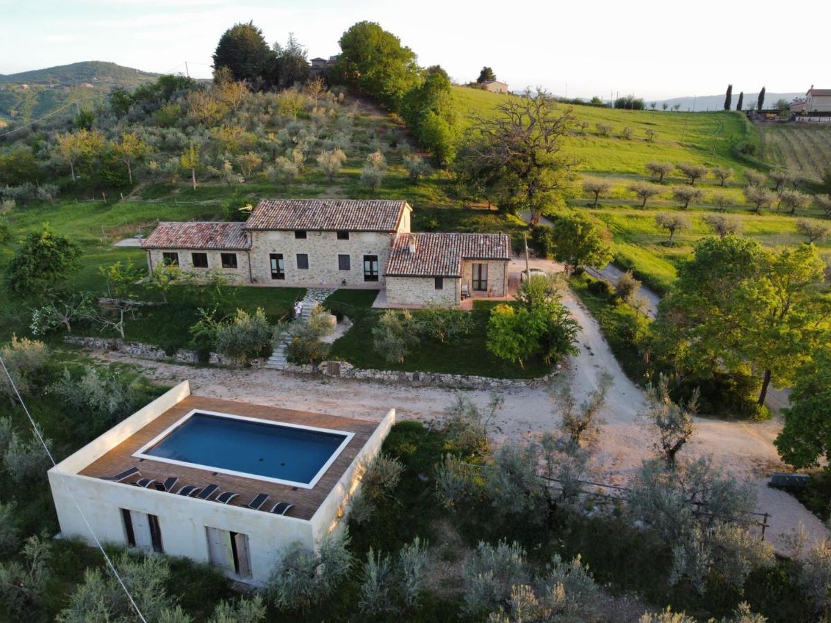 Agriturismo Sant'Angelo Holiday Farm Гуальдо-Каттанео Экстерьер фото