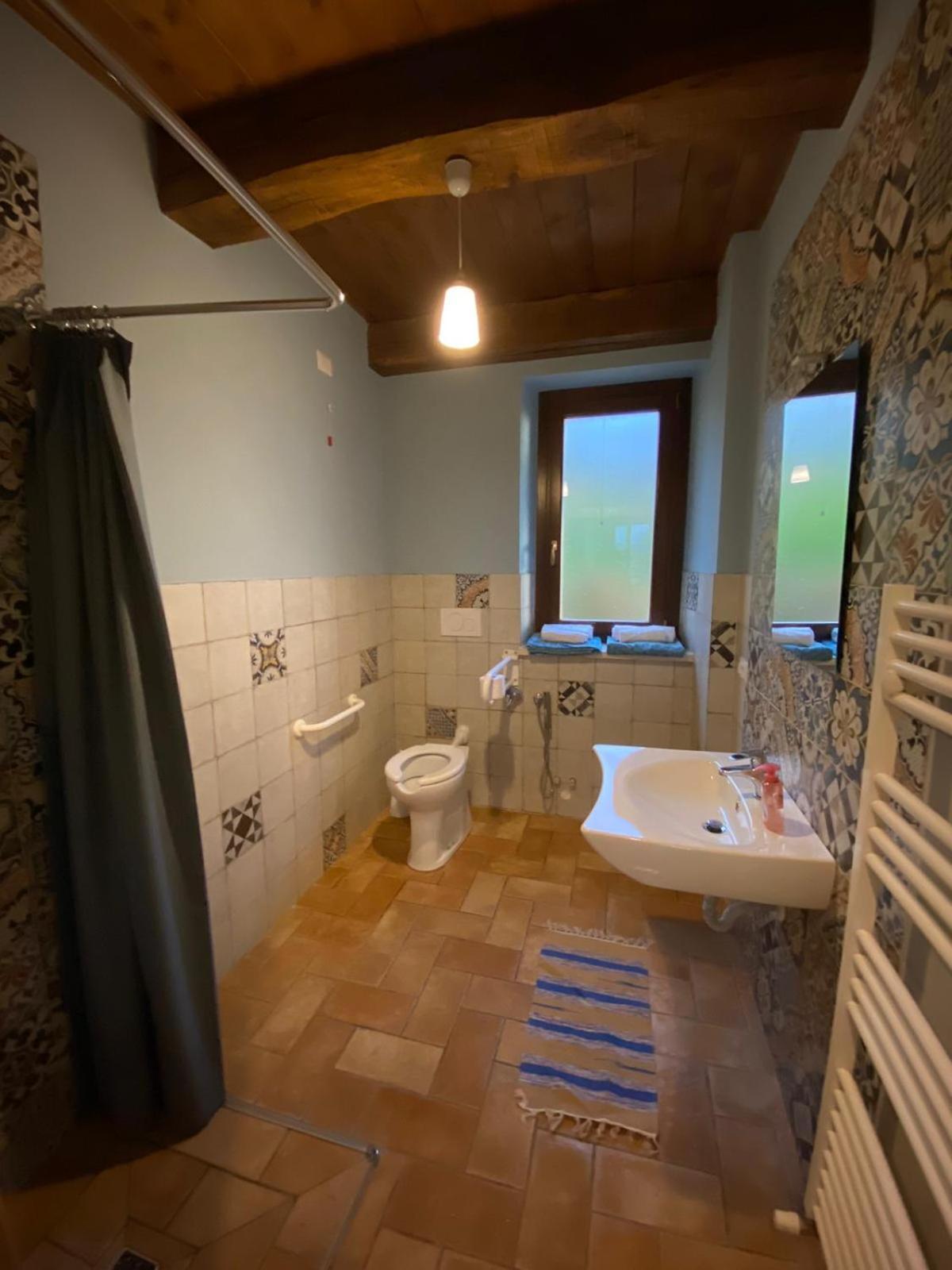 Agriturismo Sant'Angelo Holiday Farm Гуальдо-Каттанео Экстерьер фото